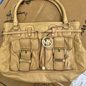 MICHAEL KORS SOFT LEATHER TAN HOBO BAG, some scuffing needs conditioning